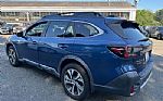 2020 Outback Thumbnail 1