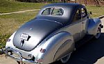 1940 Deluxe Thumbnail 3