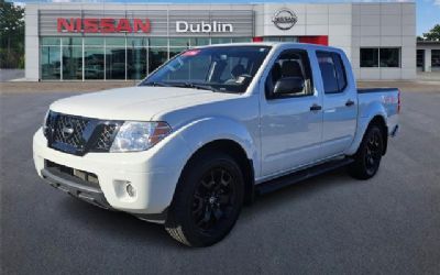 Photo of a 2021 Nissan Frontier Crew Cab SV 4X4 for sale