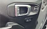 2021 Wrangler Thumbnail 17