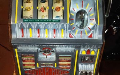 Photo of a 1932 Pace Slot Machine for sale