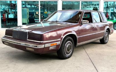 Photo of a 1990 Chrysler New Yorker Fifth Avenue Sedan for sale