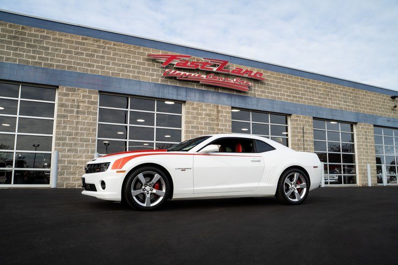 2010 Camaro 2SS TRIM Image