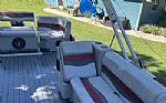 2022 ft Tri-Toon Pontoon Tracker Thumbnail 4