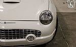 2002 Thunderbird Thumbnail 25