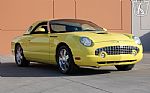 2004 Thunderbird Thumbnail 4