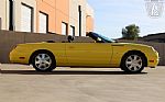 2004 Thunderbird Thumbnail 30
