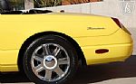 2004 Thunderbird Thumbnail 37