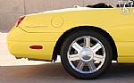 2004 Thunderbird Thumbnail 40