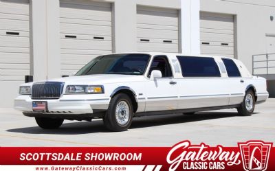 Photo of a 1996 Lincoln Town Car Limousine for sale