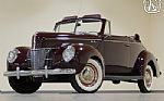 1940 Deluxe Convertible Thumbnail 4