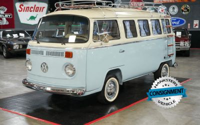 Photo of a 1976 Volkswagen Type 2 Westfalia Camper BUS for sale