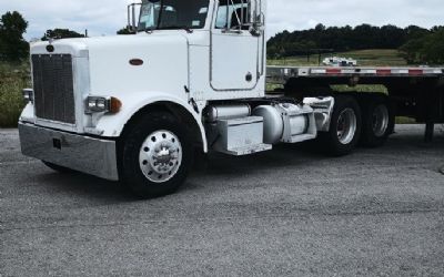 Photo of a 2001 Peterbilt 378 Day Cab for sale