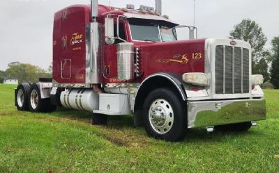 Photo of a 2008 Peterbilt 389 for sale