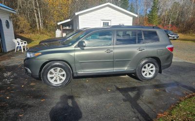 Photo of a 2012 Toyota Highlander SE for sale