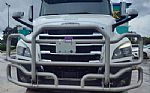 2022 CASCADIA 126 Thumbnail 2