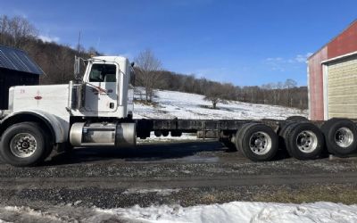 Photo of a 2018 Peterbilt 389 for sale