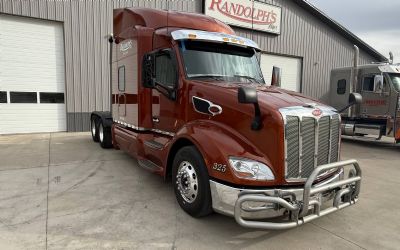 Photo of a 2021 Peterbilt 579 for sale