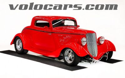 1933 Ford Custom 