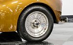 1940 Deluxe Tudor Sedan Thumbnail 70