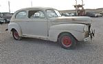 1941 Deluxe Thumbnail 1