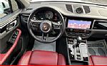 2023 Macan Thumbnail 15