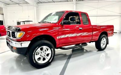 Photo of a 1995 Toyota Tacoma for sale