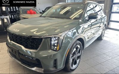 Photo of a 2025 Kia Sorento Hybrid SUV for sale