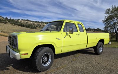 Photo of a 1977 Dodge W200 Club Cab Pickup for sale