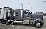 2022 W900L Thumbnail 2