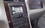 2014 Navigator L Thumbnail 13