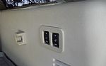2014 Navigator L Thumbnail 26