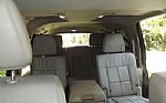 2014 Navigator L Thumbnail 35