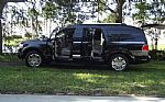 2014 Navigator L Thumbnail 47
