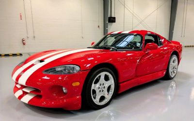 Photo of a 2002 Dodge Viper GTS for sale