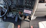 2019 T880 Thumbnail 24