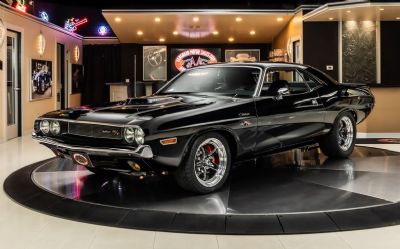 Photo of a 1970 Dodge Challenger Hellcat Restomod for sale