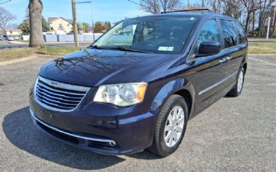 Photo of a 2011 Chrysler Town & Country Van for sale