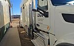 2021 567 Sleeper Semi Truck Thumbnail 5