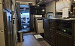 2021 567 Sleeper Semi Truck Thumbnail 15