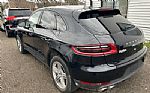 2017 Macan Thumbnail 4