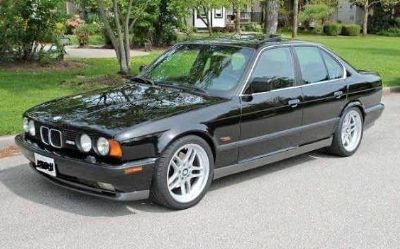 Photo of a 1992 BMW M5 Sedan 4D for sale