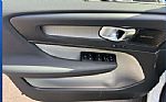 2023 XC40 Thumbnail 15