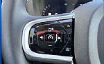 2026 XC60 Thumbnail 23