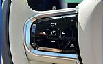 2025 XC60 Plug-In Hybrid Thumbnail 21