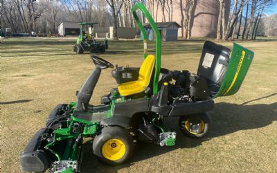 Photo of a 2020 John Deere 2400 Precisioncut for sale