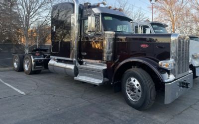 Photo of a 2026 Peterbilt 589 for sale