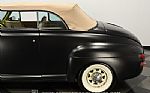 1946 Deluxe Convertible Thumbnail 24
