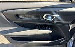 2023 XC40 Thumbnail 16