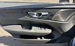 2020 XC60 Thumbnail 14